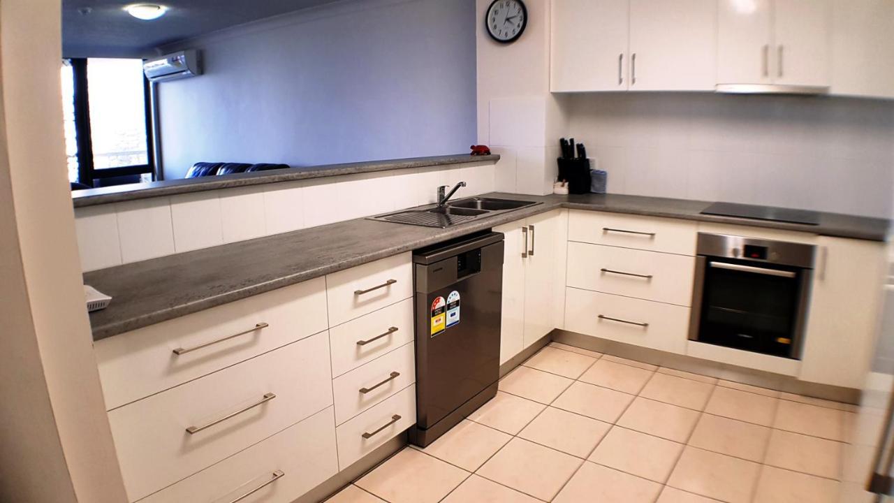 Genesis Apartments By Gold Coast Premium Екстер'єр фото