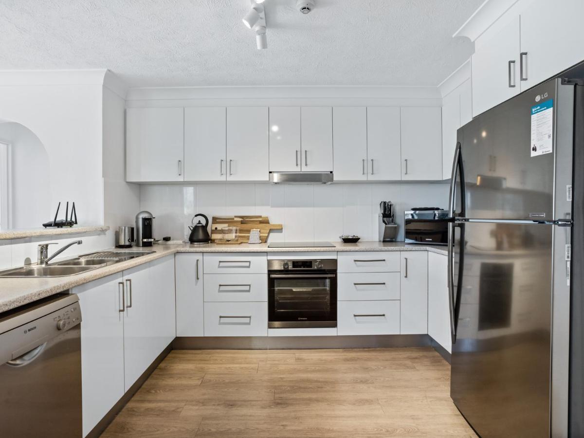 Genesis Apartments By Gold Coast Premium Екстер'єр фото